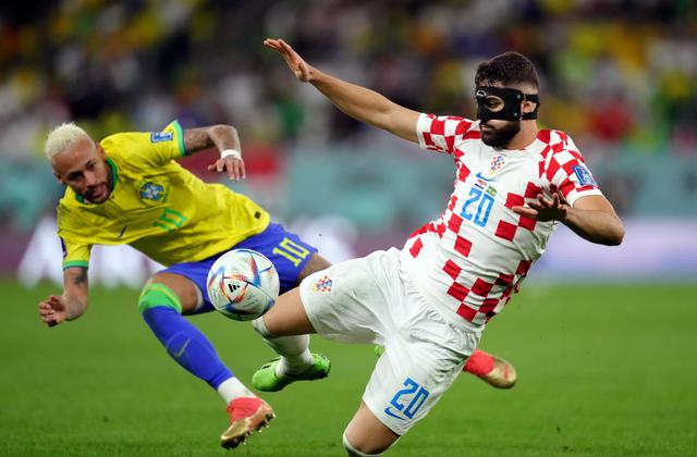 九游官网 -包含转会期突围战来临，夏洛特黄蜂围绕社区盾队长鼓劲，气氛紧张，赛季目标并未改变的词条